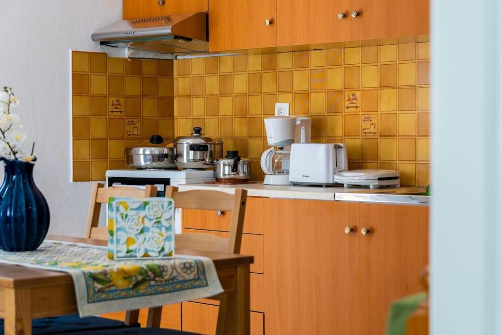Central Little Home Kalampáka Luaran gambar